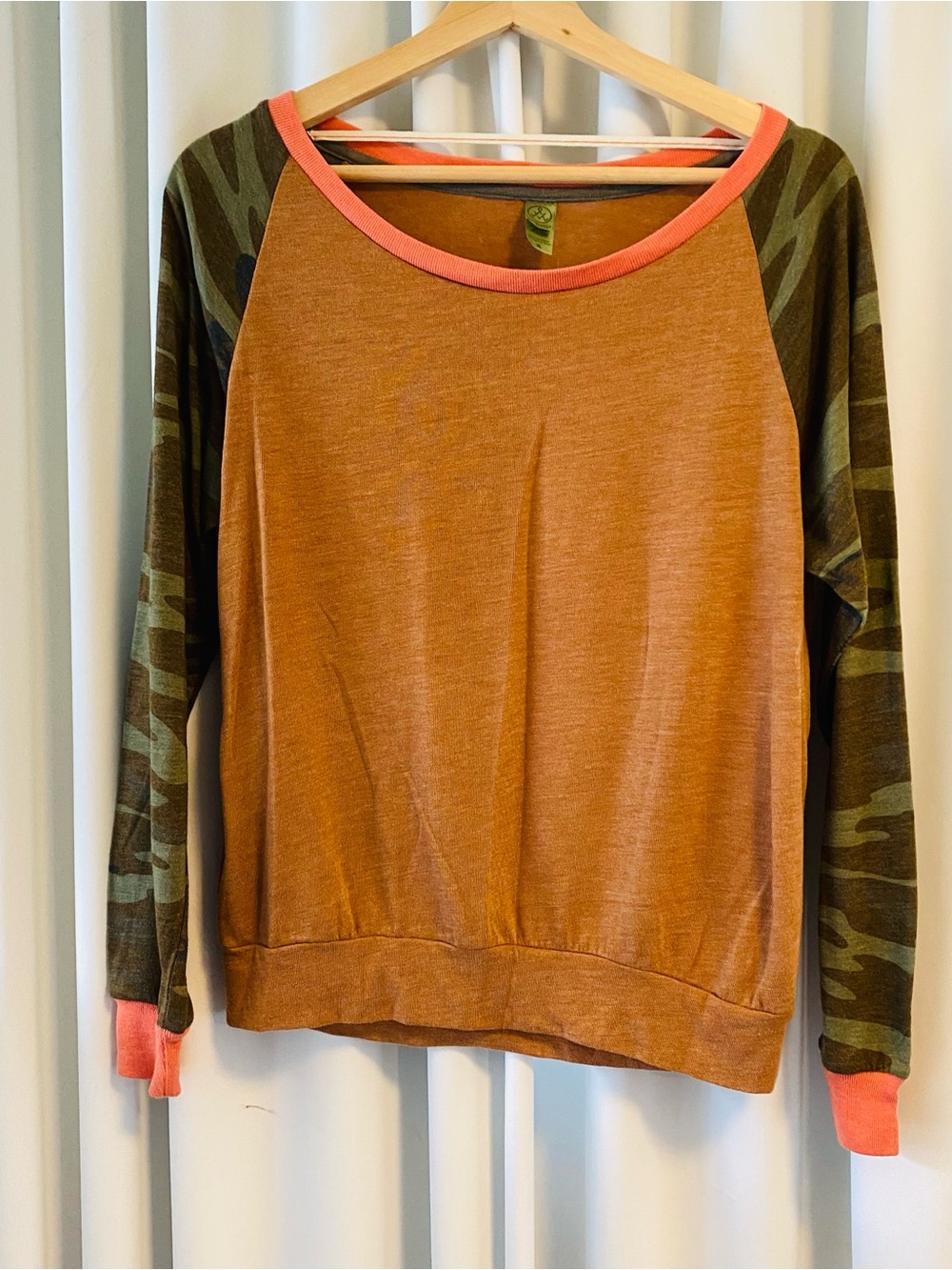 Alternative Earth Rust Orange Raglan Shirt with Camo Sleeves, Size Medium